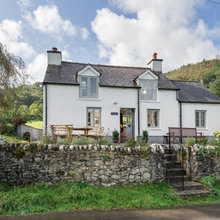 Houzz Tour: An Old Welsh Cottage Gets a Sensitive Renovation