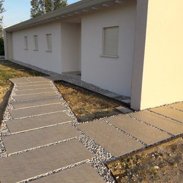 I NOSTRI ESTERNI - Scale, portici e vialetti d'ingresso