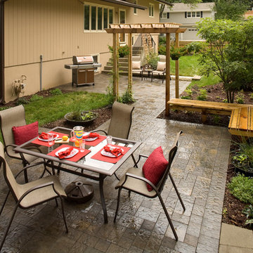 Small Entertaining Space