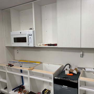 Coastal Kitchenette