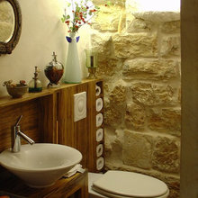 Up 1/2 Bath