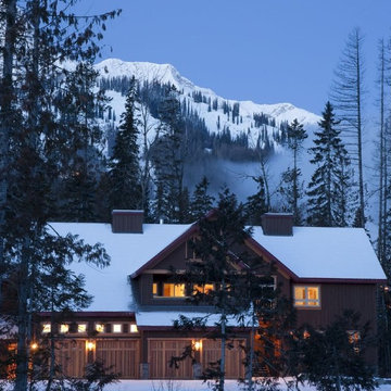 Polar Peak Lodges