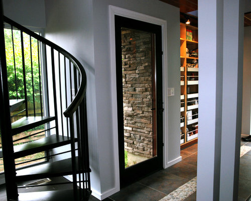 Eingang mit Schieferboden und lila Wandfarbe Ideen, Design & Bilder | Houzz