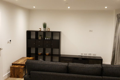 Photo of a modern living room in Hertfordshire.