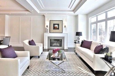 Inspiration for a living room remodel in Toronto