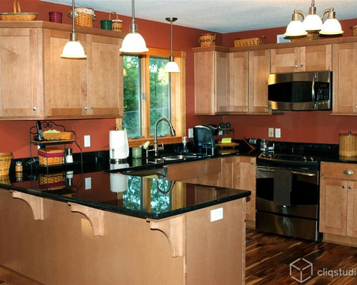 Oak Kitchen Cabinets