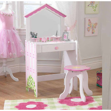 Lovely Girl's dressing table design ideas for kid's bedroom