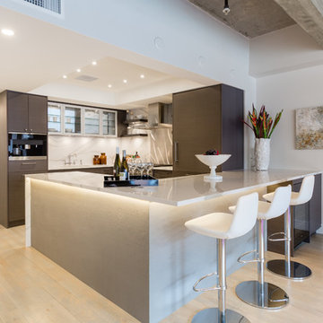 Mainland Street Contemporary Home