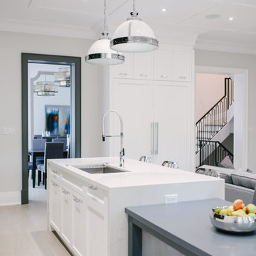 CLEAN AND CONTEMPORARY