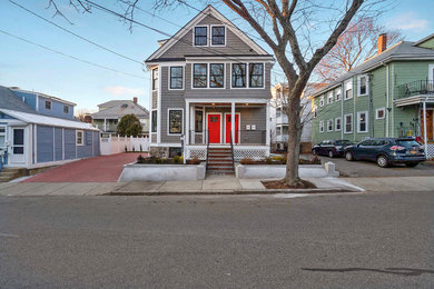 Minimalist home design photo in Boston
