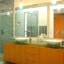 ULTRA IDEAS - Baths
