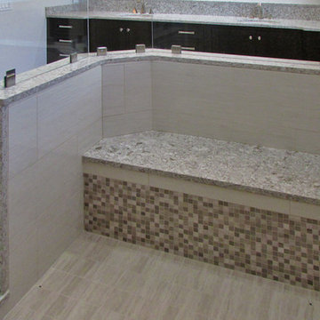 Bathroom designs by Kitchen Express II, LLC