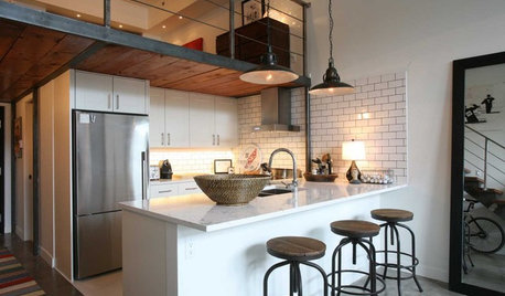 Consider Peninsulas if You Need More Storage in a Small Kitchen