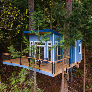 Woodland Waterfall Treehouse