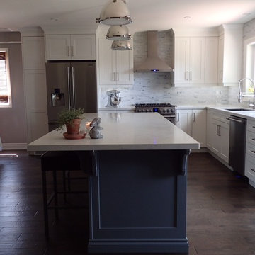 Transitional Tranquil Kitchen