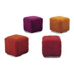 77-20 OTTOMAN - Footstools And Ottomans