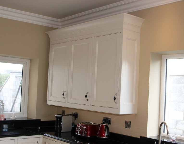 Deluxe Handcrafted & Hand-painted In-Frame kitchen,
