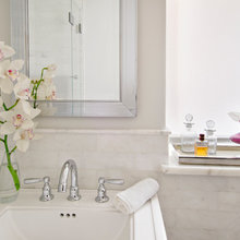 Shower/Tub share a bench