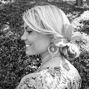 Clare Mills's photo