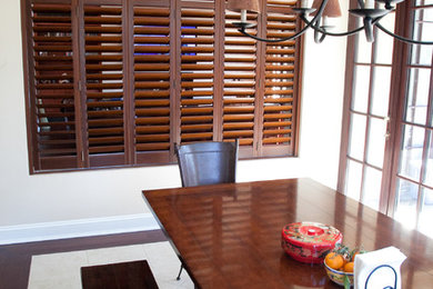 Inspiration for a timeless dining room remodel in New York