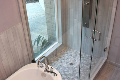 Example of a bathroom design in Other