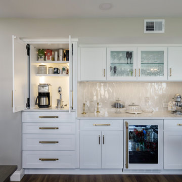 Plateau, Frost and Black With Langs Kitchen