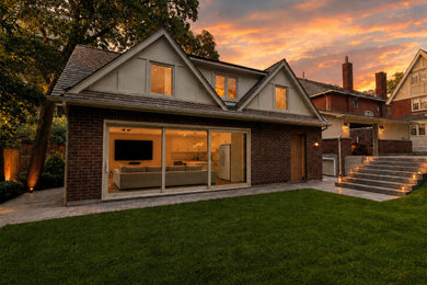 Small mountain style home design photo in Toronto