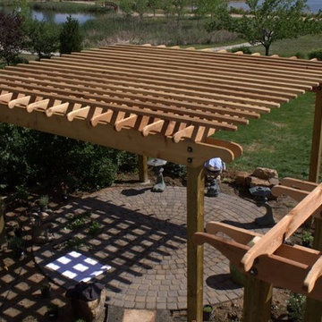 Pergolas, Arbors & Screens