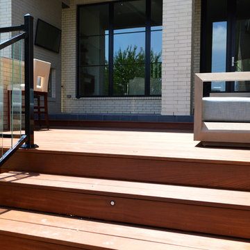 Custom Ipe Hardwood Deck & Outdoor Kitchen in Dallas, TX