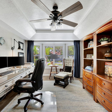 Canal Home