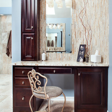 Eagle Run Bedroom/Bathroom Suite