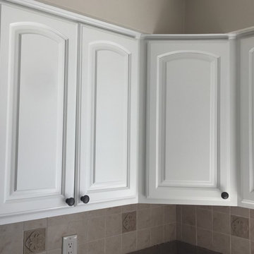 White Kitchen Cabinets in Westlake