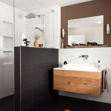 Neubau Bad, Dusche und Gäste Toilette im Alpen-Chic Style