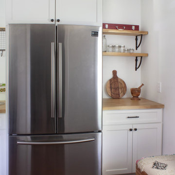 Black and White Kitchen