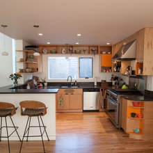 Beach house kitchen