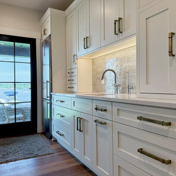 Lakeside Retreat, Tippecanoe Lake, Leesburg, IN