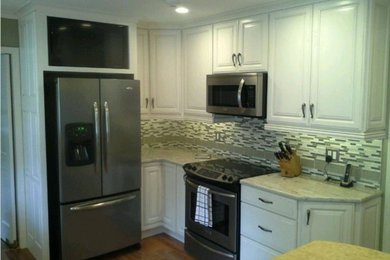 Inspiration for a timeless kitchen remodel in Charleston