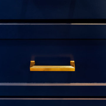 Splash of Blue Modern Kitchen