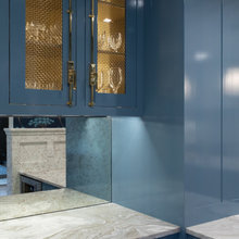 wet bar