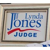 Lynda Jones's photo
