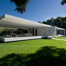 Modern lay outs