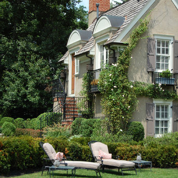 Customer Showcase - Garden Ornament Selections - Fountain, Planters, Statuary