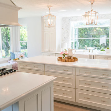 White Kitchen with Timeless Appeal