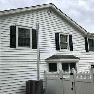 Glen Cove Siding - Beaded Glacier Whiter | Alpha Windows & Siding