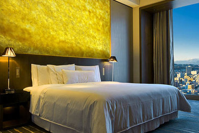 Bedroom - transitional bedroom idea in Miami