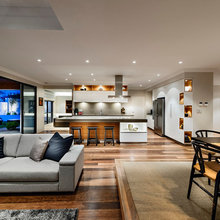 Azumi family/kitchen