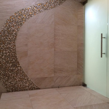 Detalle con malla decorativa en muro.