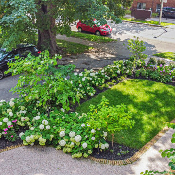 Roncesvalle - Courtyard & Gardens