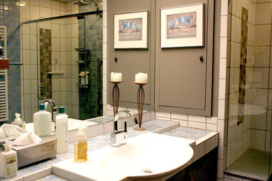 Bathroom - contemporary bathroom idea in Other