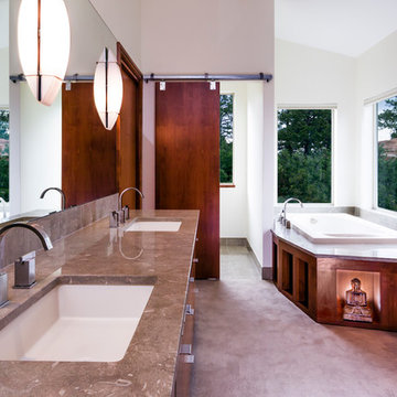 Minimalist Red Rock Retreat – Larkspur